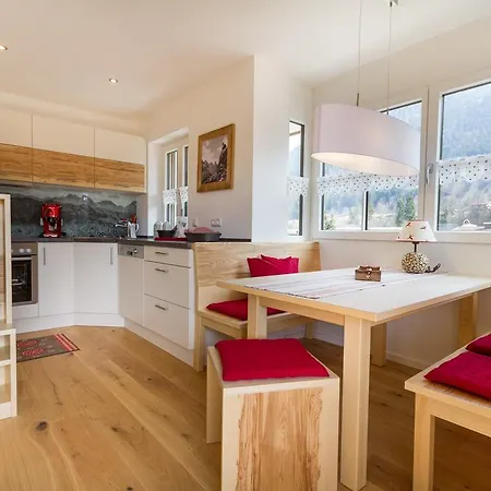 Apartment Landhaus Deiser Ferienwohnungen, Haus Maximilian Oberstdorf